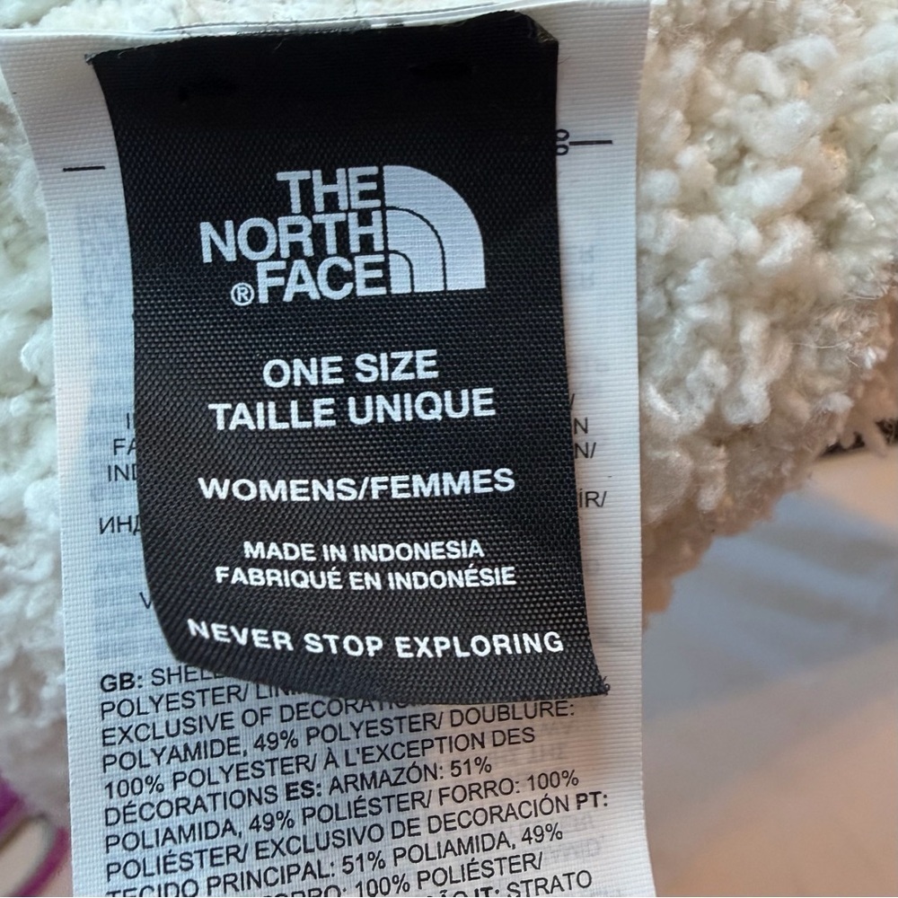The North Face Women's Snowy White Knit Hat - Picture 5 of 5